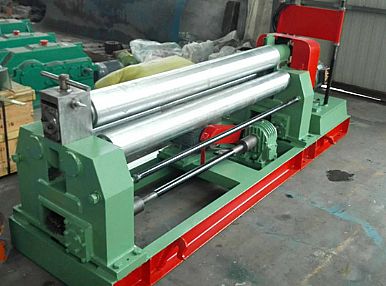 W11-12x2000機(jī)械對稱式三輥卷板機(jī)